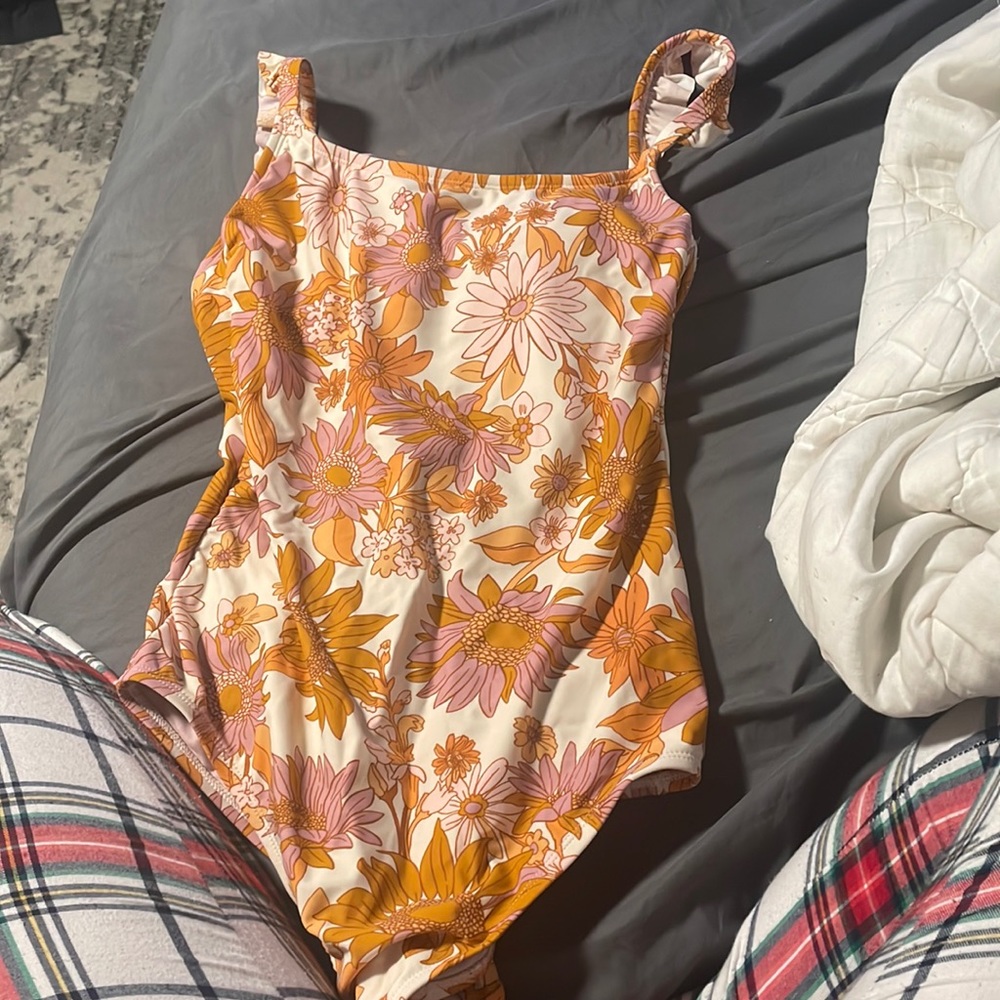 One piece swimsuit